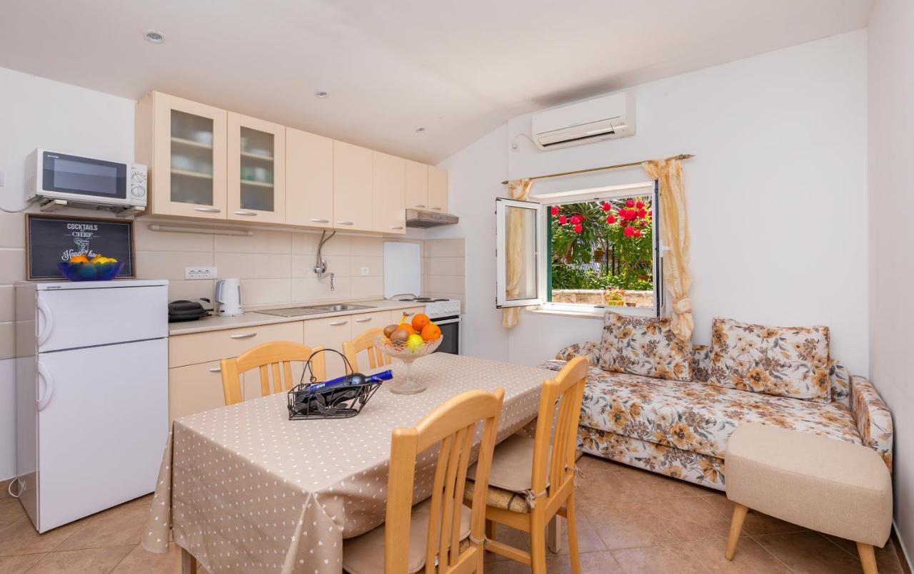 Sobe Na Konalu Guest house 3*